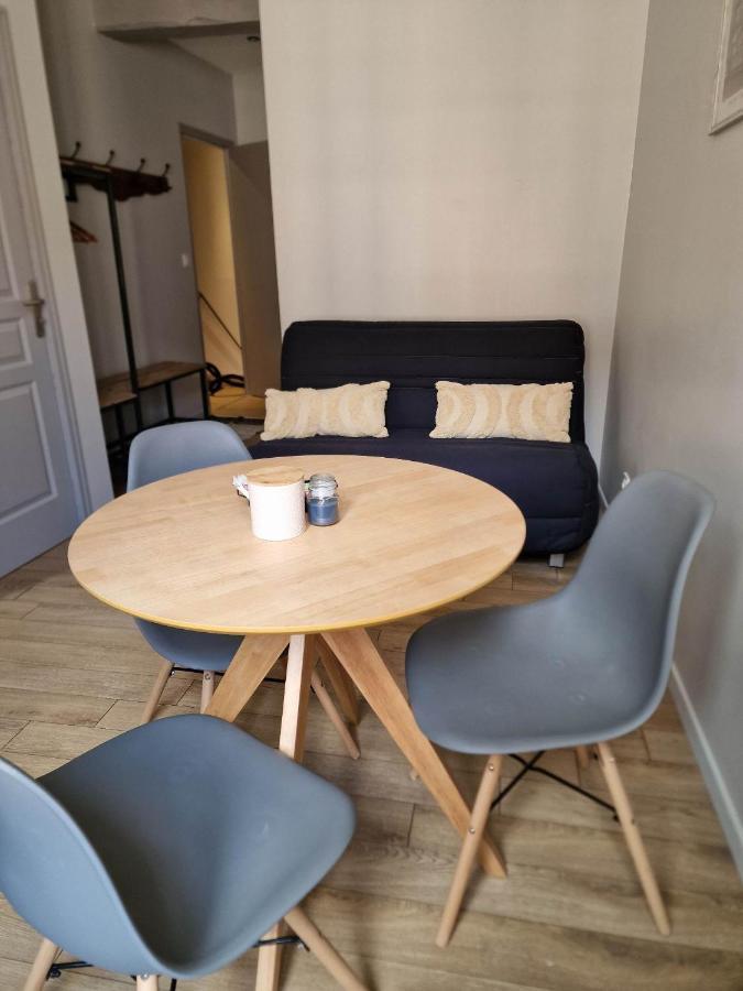 Appartement Au Coeur De Vezelay - Galerie 10 Exteriér fotografie